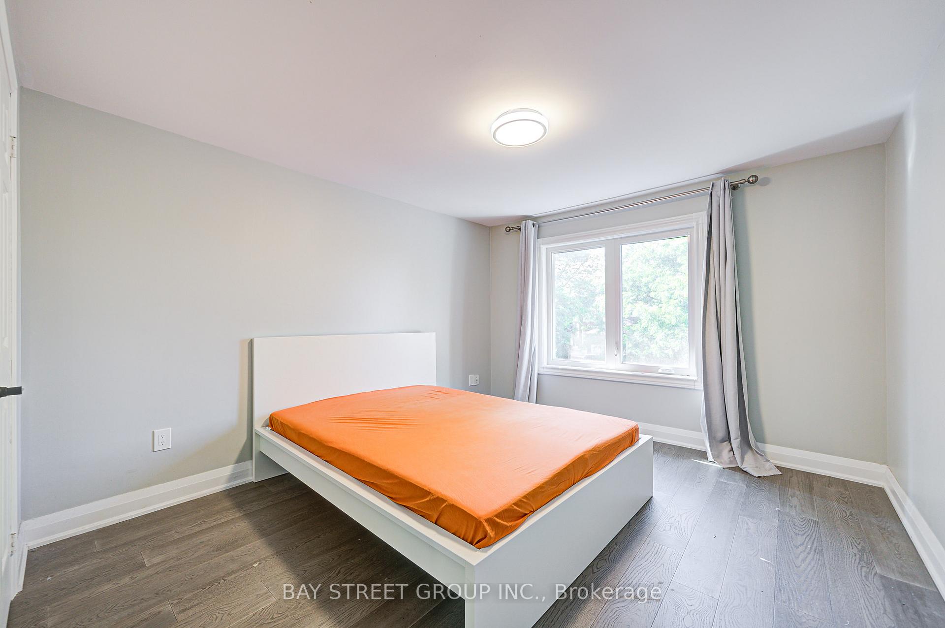 Photo 28 of 31 Lancashire Road, Markham, Unionville — HOMEH