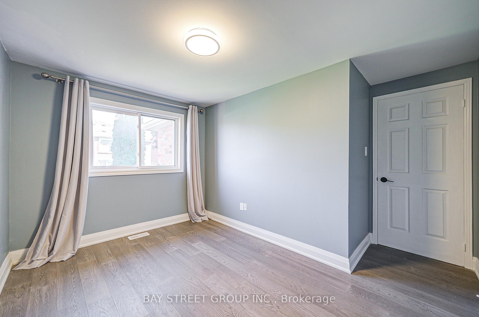 Photo 35 of 31 Lancashire Road, Markham, Unionville — HOMEH