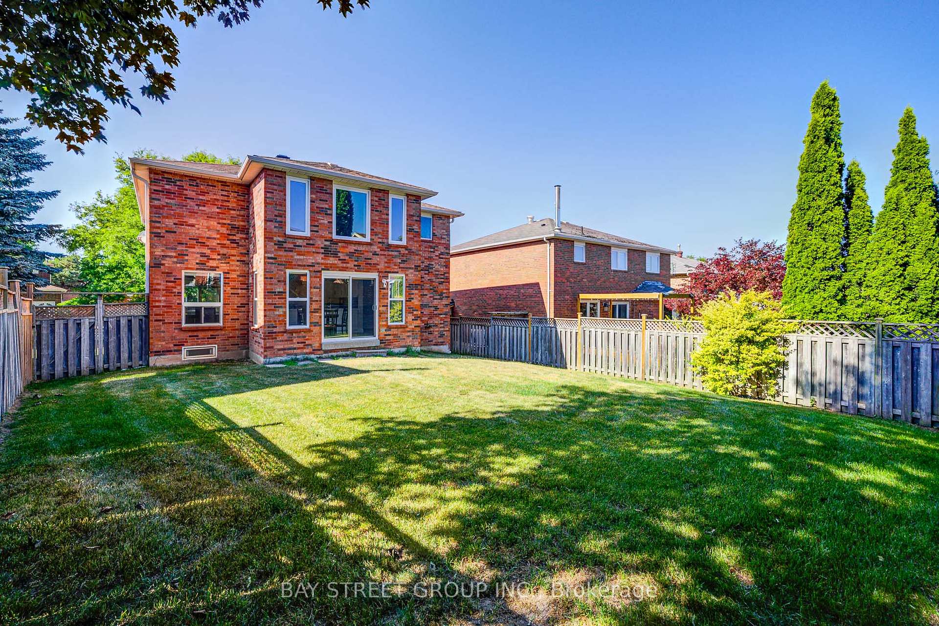 Photo 48 of 31 Lancashire Road, Markham, Unionville — HOMEH