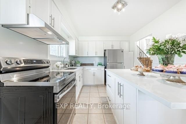 Photo 9 of 26 Greening Avenue, Hamilton, Stoney Creek — HOMEH