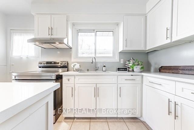Photo 10 of 26 Greening Avenue, Hamilton, Stoney Creek — HOMEH