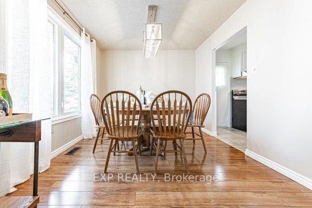Photo 12 of 26 Greening Avenue, Hamilton, Stoney Creek — HOMEH