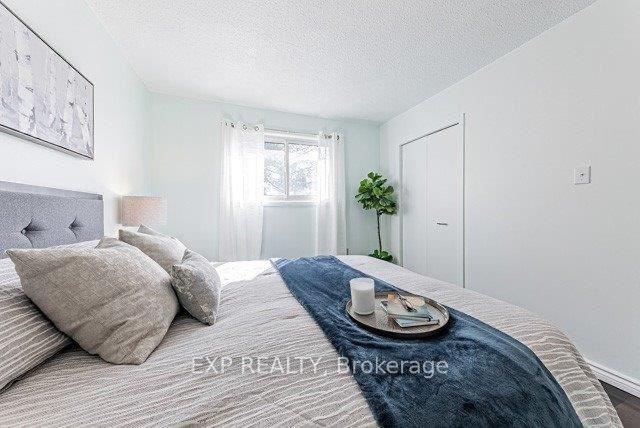 Photo 15 of 26 Greening Avenue, Hamilton, Stoney Creek — HOMEH