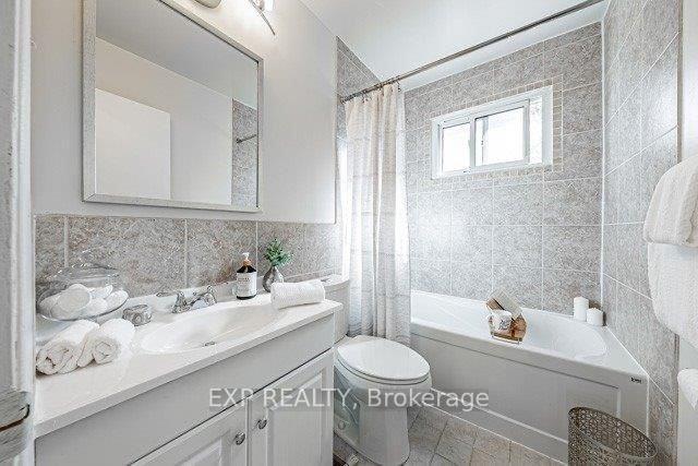 Photo 21 of 26 Greening Avenue, Hamilton, Stoney Creek — HOMEH