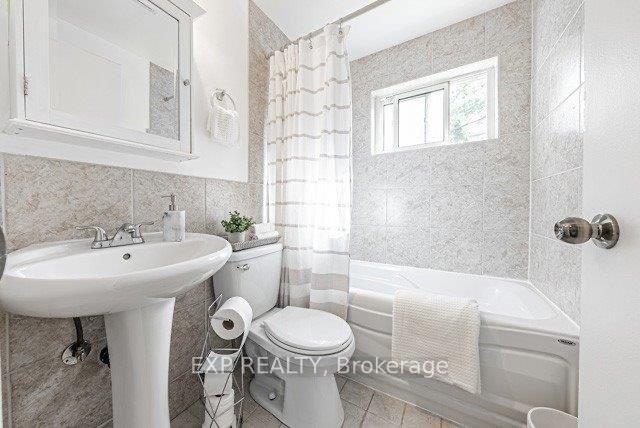 Photo 22 of 26 Greening Avenue, Hamilton, Stoney Creek — HOMEH