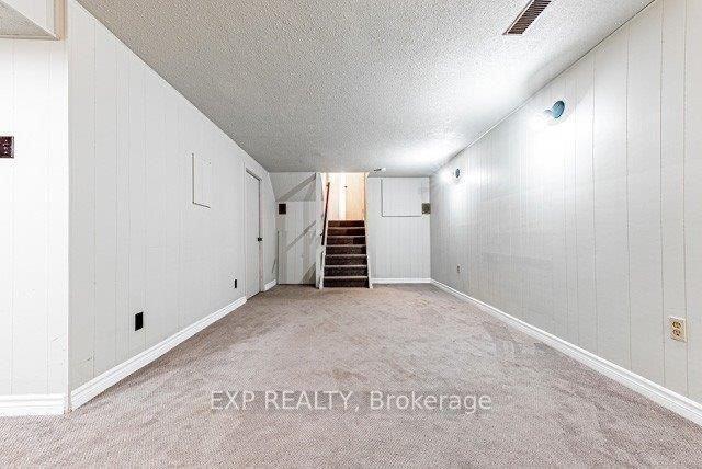 Photo 23 of 26 Greening Avenue, Hamilton, Stoney Creek — HOMEH