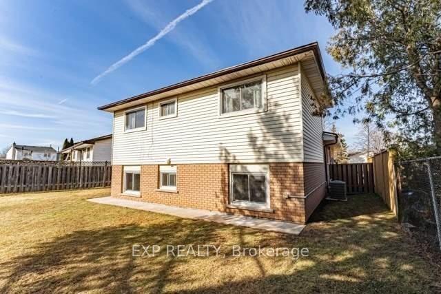 Photo 28 of 26 Greening Avenue, Hamilton, Stoney Creek — HOMEH
