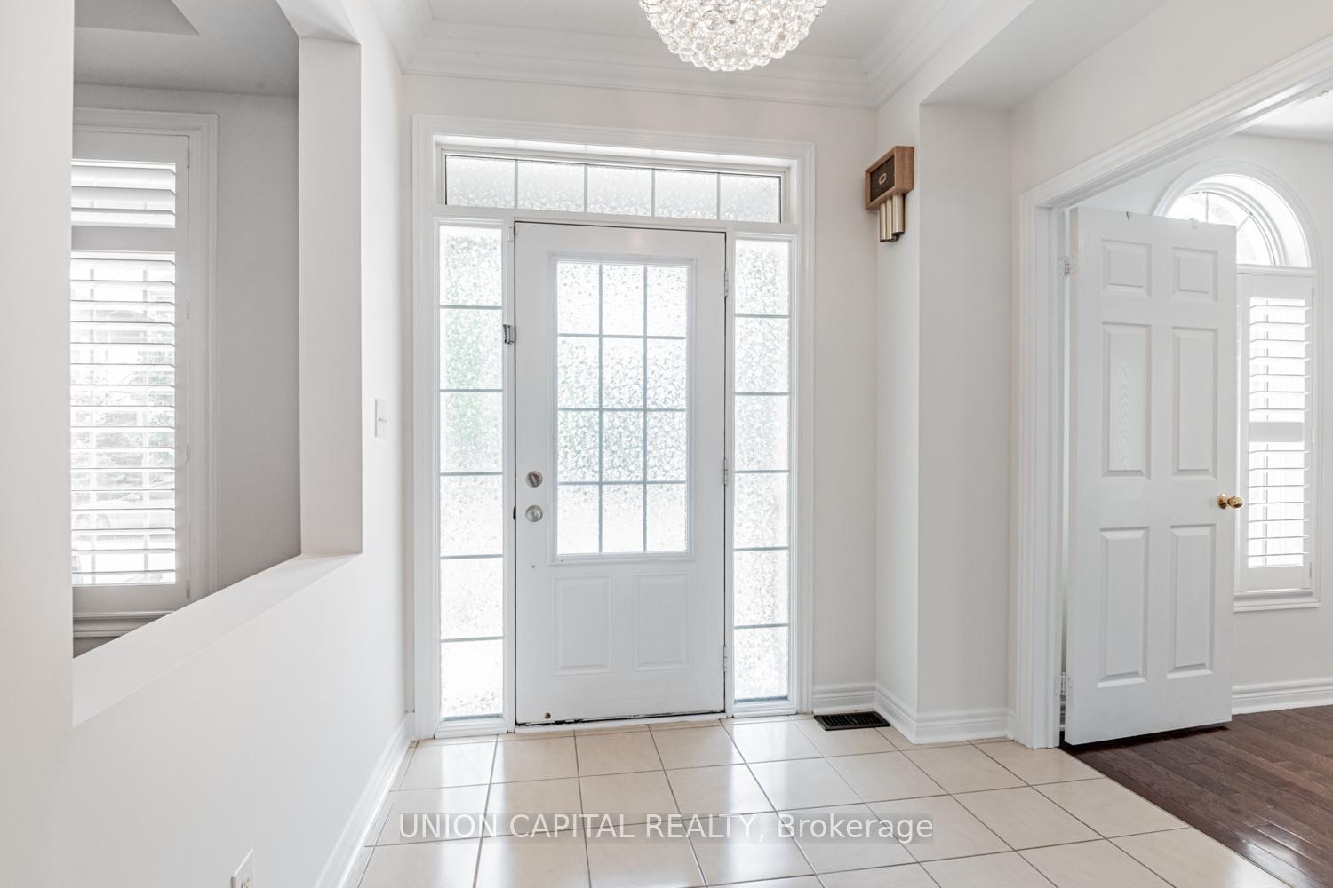 Photo 10 of 18 Honey Glen Avenue, Markham, Cornell — HOMEH