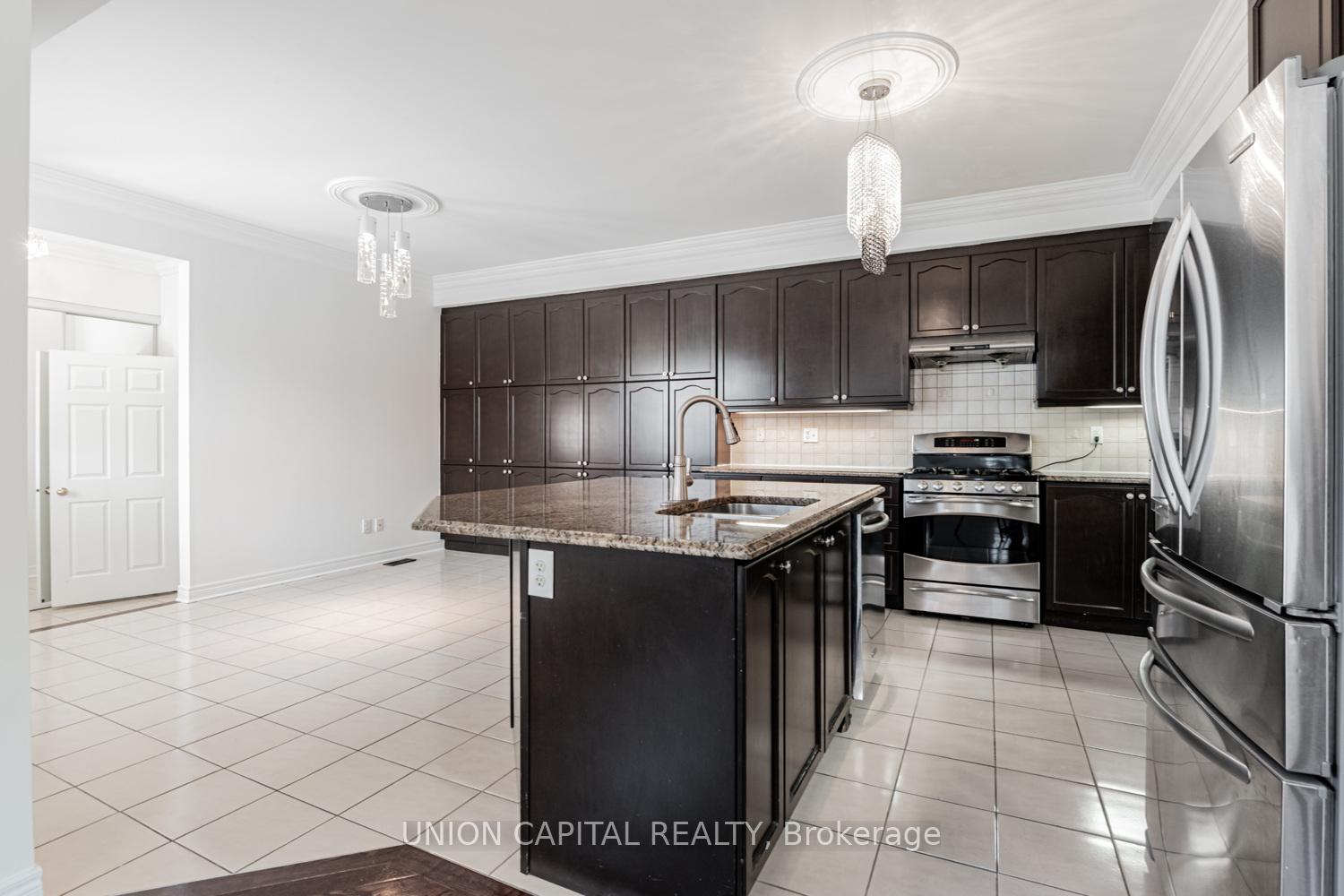Photo 19 of 18 Honey Glen Avenue, Markham, Cornell — HOMEH