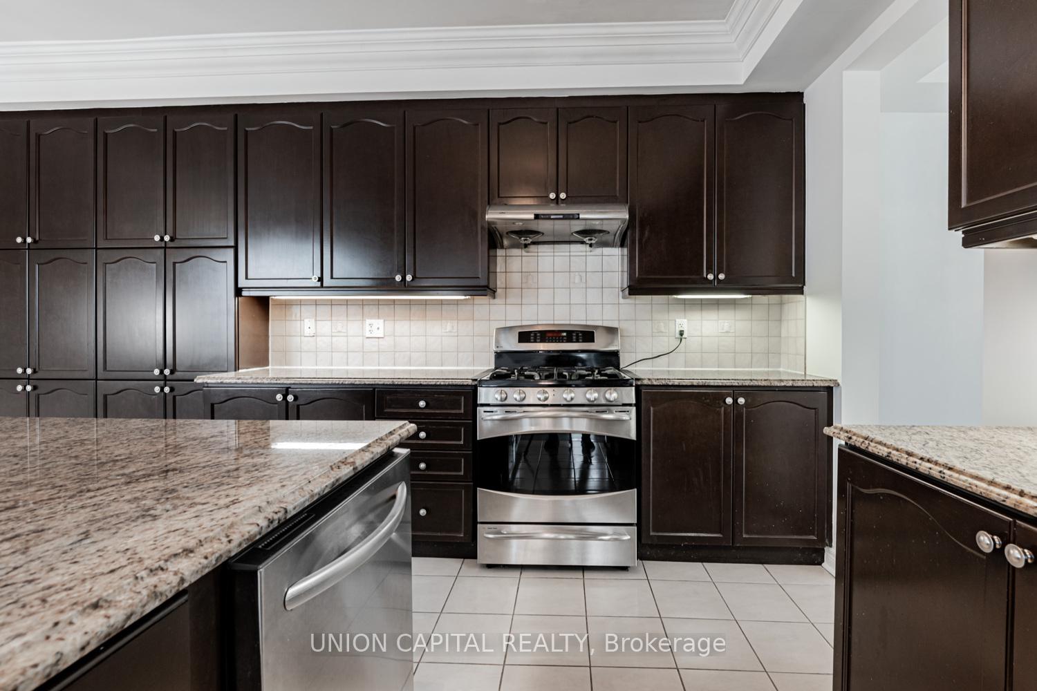 Photo 20 of 18 Honey Glen Avenue, Markham, Cornell — HOMEH