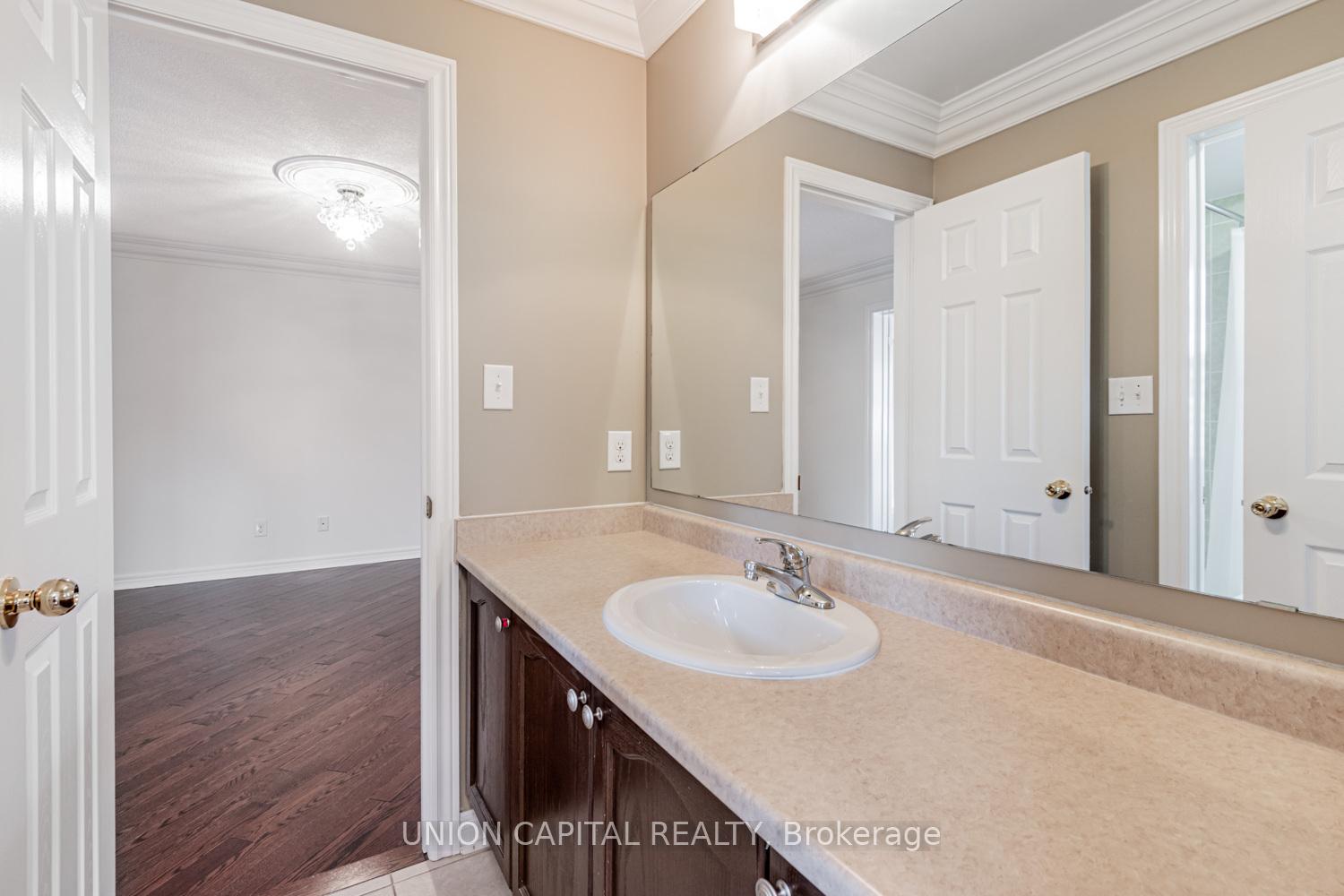 Photo 32 of 18 Honey Glen Avenue, Markham, Cornell — HOMEH