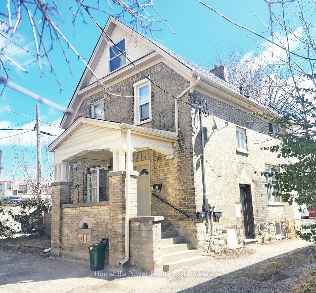 Photo 1 of 19 Wilton Place, Kitchener, City Commercial Core — HOMEH