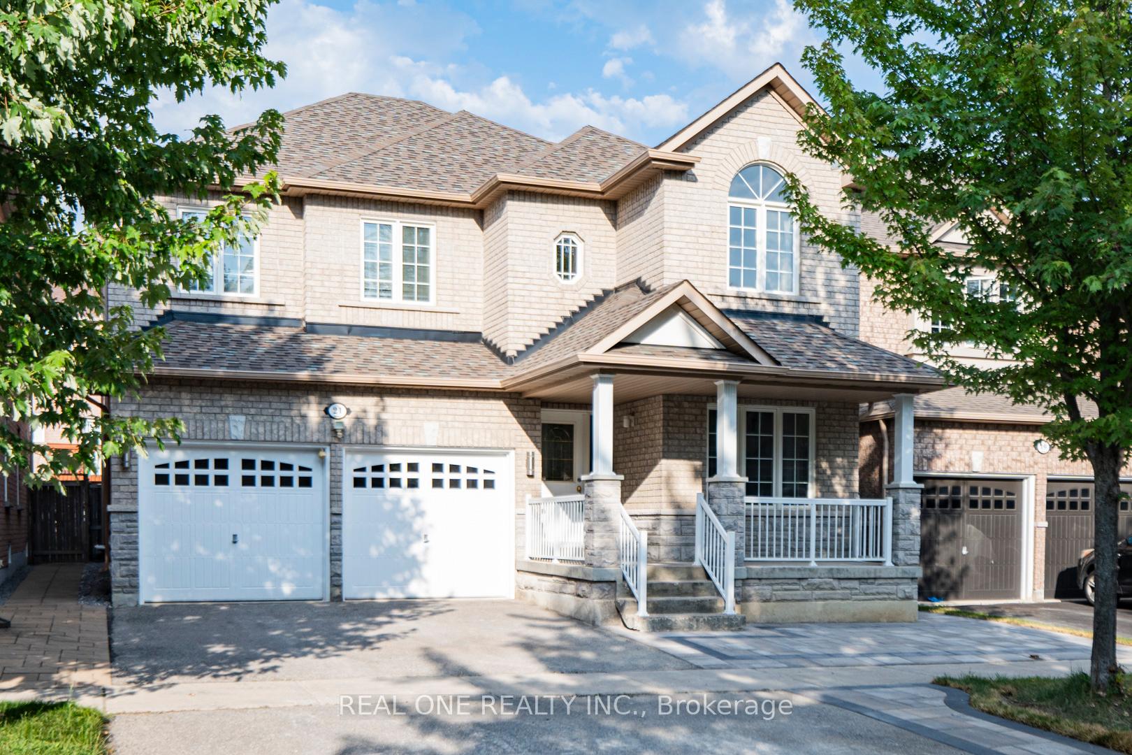 Photo 2 of 21 Gracewell Road, Markham, Greensborough — HOMEH