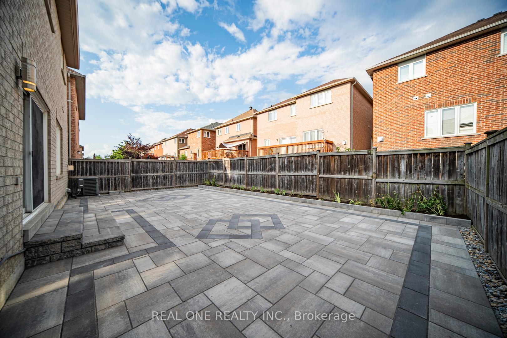 Photo 7 of 21 Gracewell Road, Markham, Greensborough — HOMEH