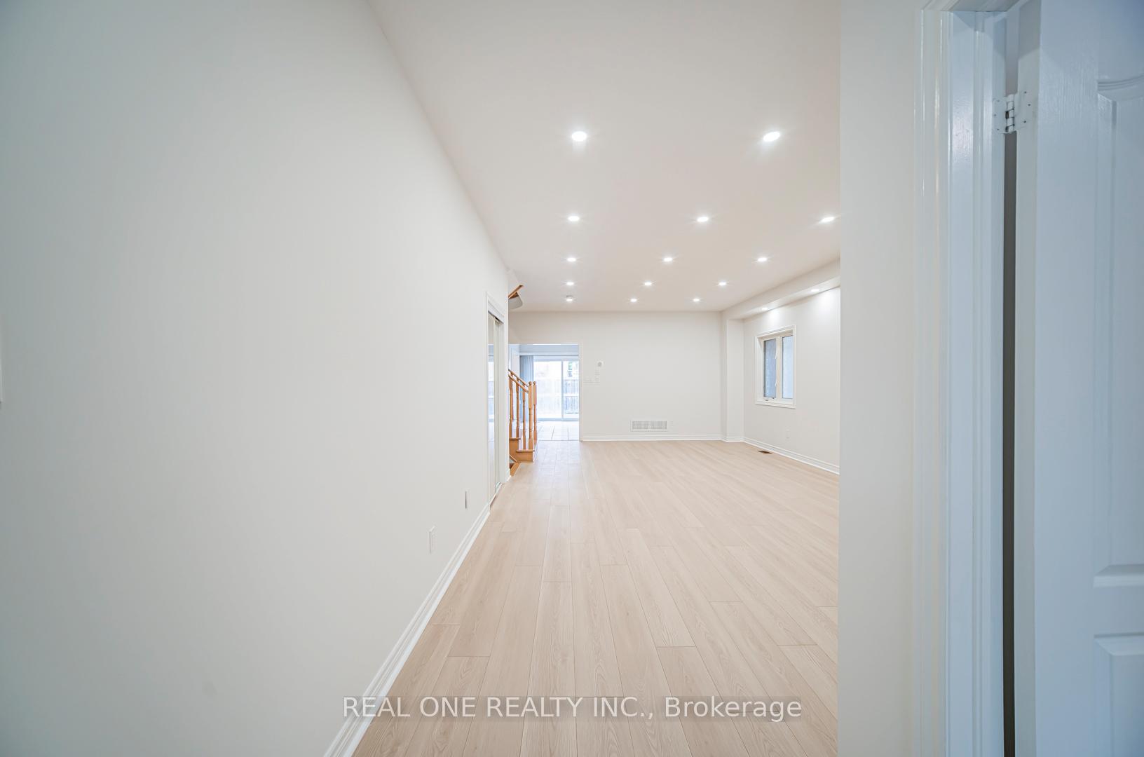 Photo 9 of 21 Gracewell Road, Markham, Greensborough — HOMEH