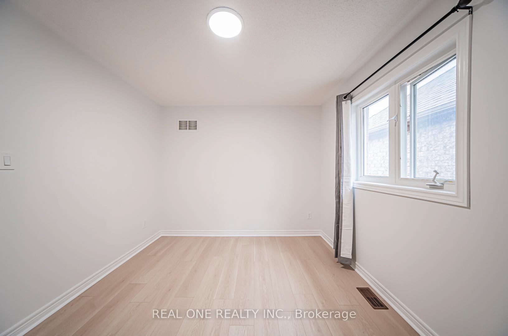 Photo 47 of 21 Gracewell Road, Markham, Greensborough — HOMEH