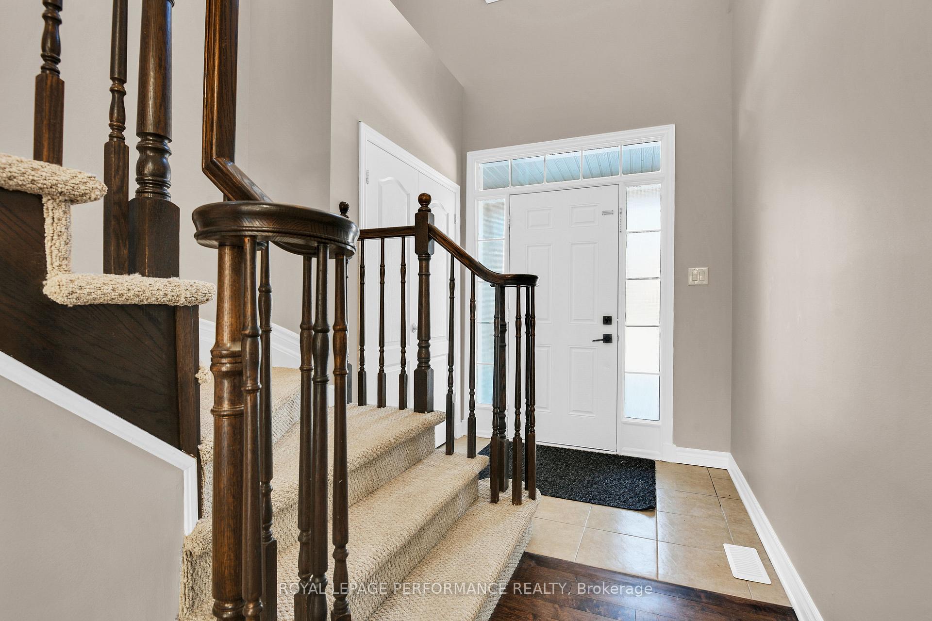 Photo 4 of 760 Fletcher Circle W, Ottawa, Kanata - Kanata Lakes/Heritage Hills — HOMEH