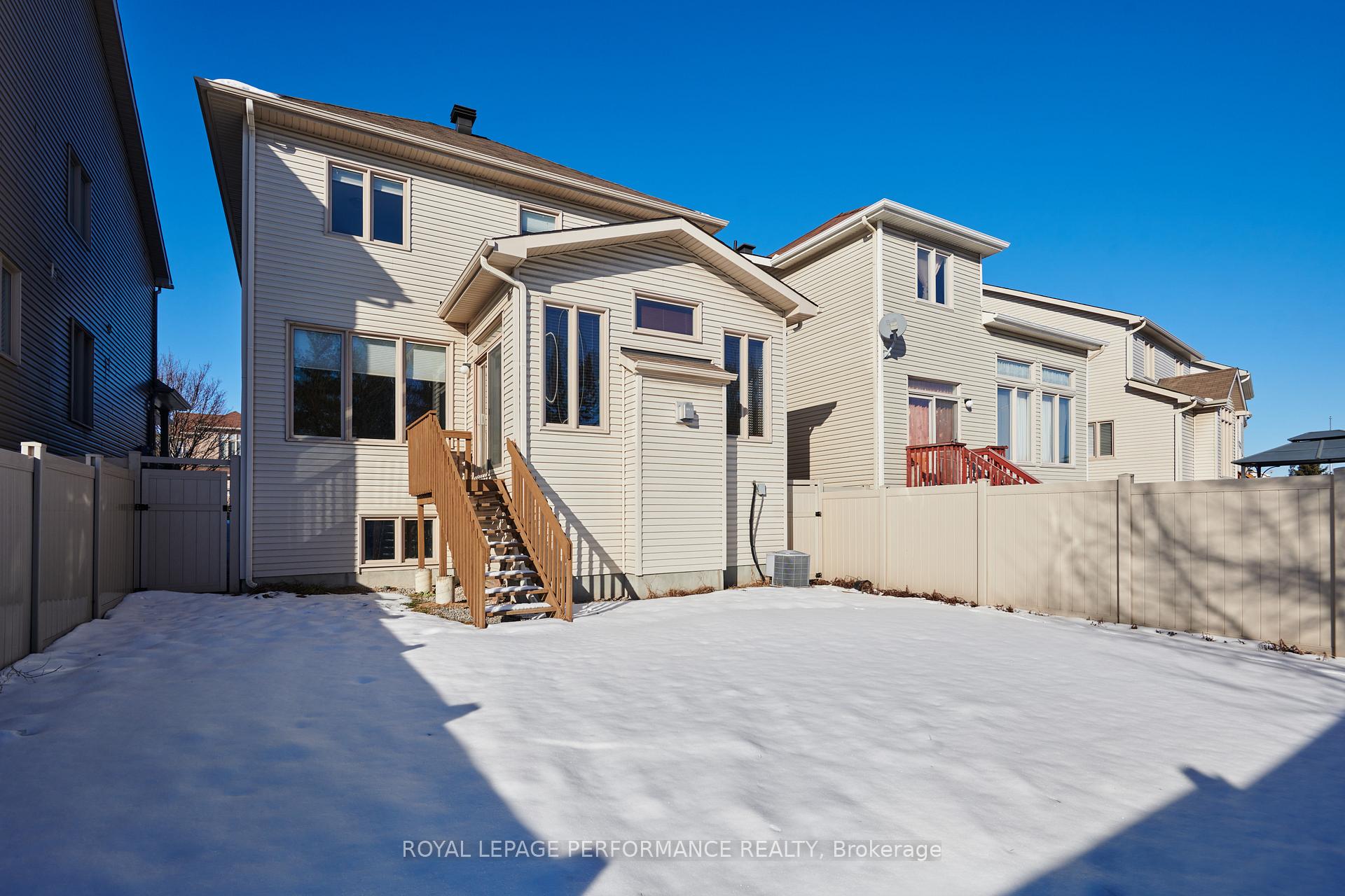 Photo 35 of 760 Fletcher Circle W, Ottawa, Kanata - Kanata Lakes/Heritage Hills — HOMEH