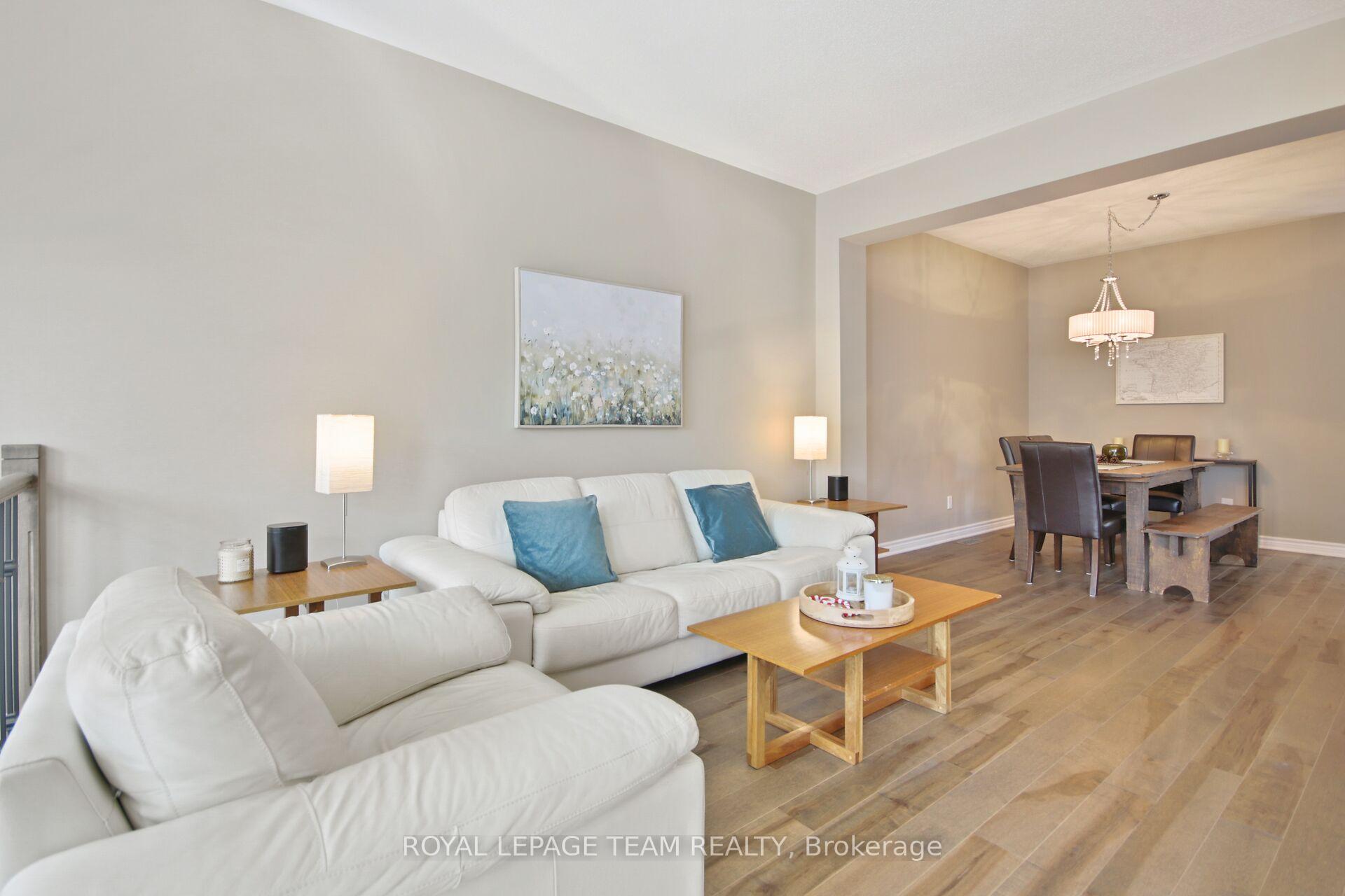 Photo 2 of 254 Celtic Ridge Crescent, Ottawa, Kanata - Morgan's Grant/South March — HOMEH