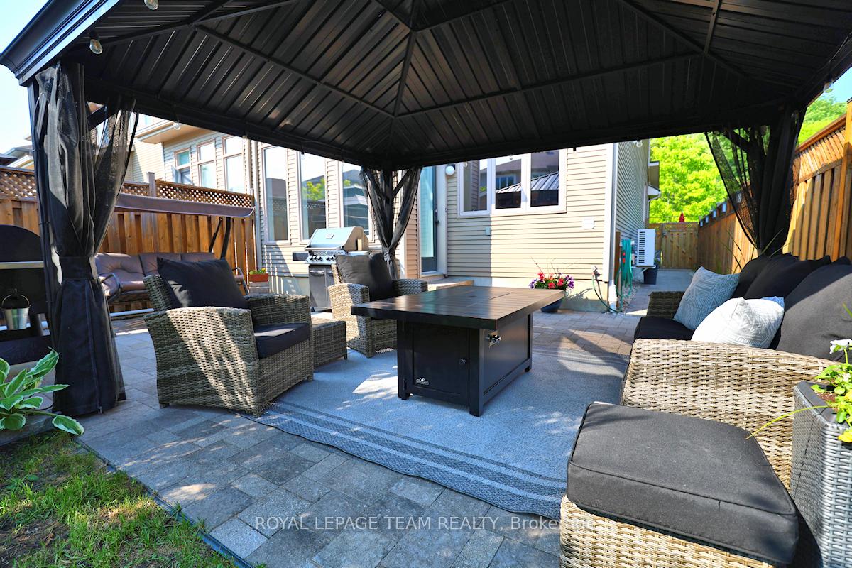 Photo 5 of 254 Celtic Ridge Crescent, Ottawa, Kanata - Morgan's Grant/South March — HOMEH