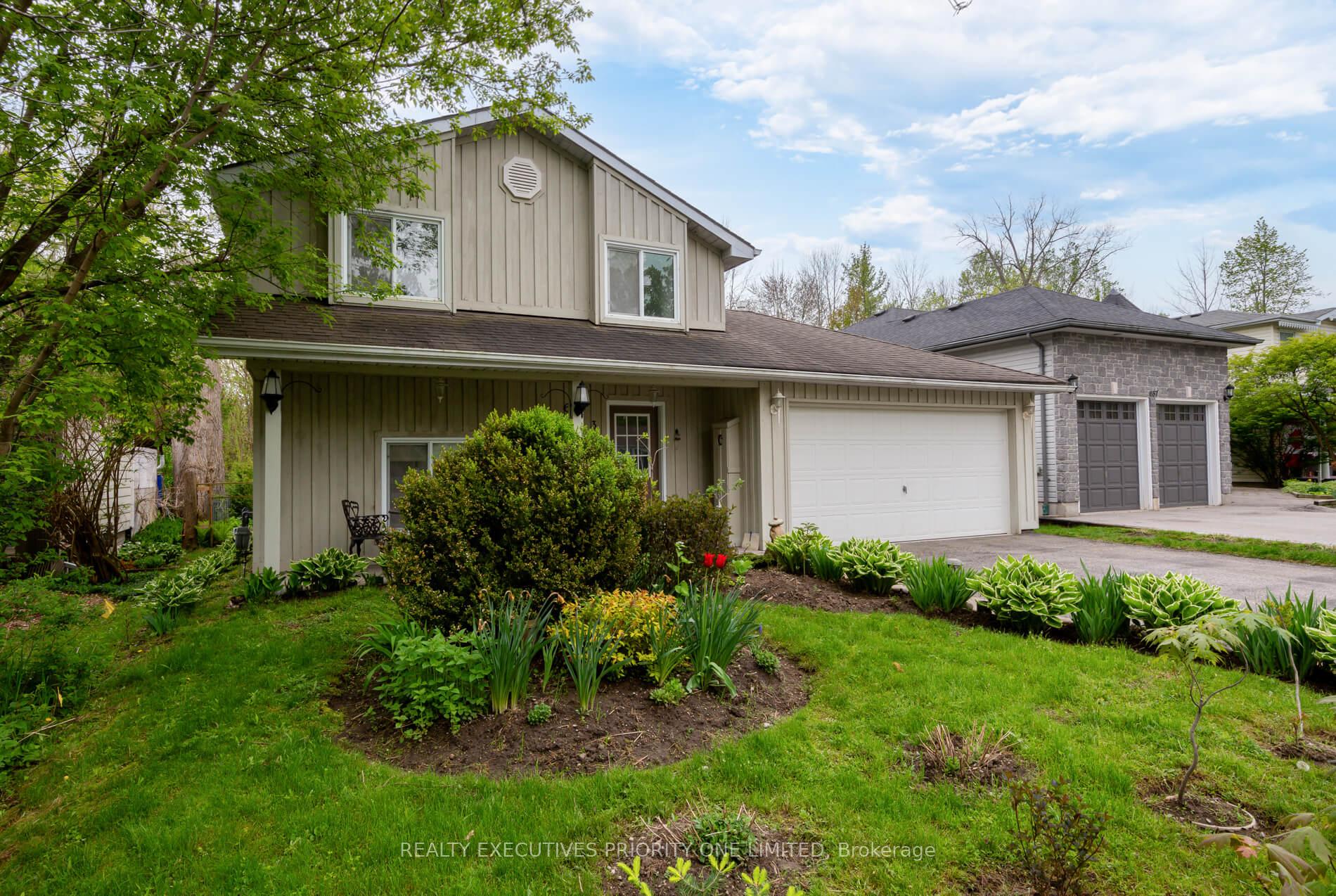 Photo 2 of 653 Chestnut Street, Innisfil, Rural Innisfil — HOMEH