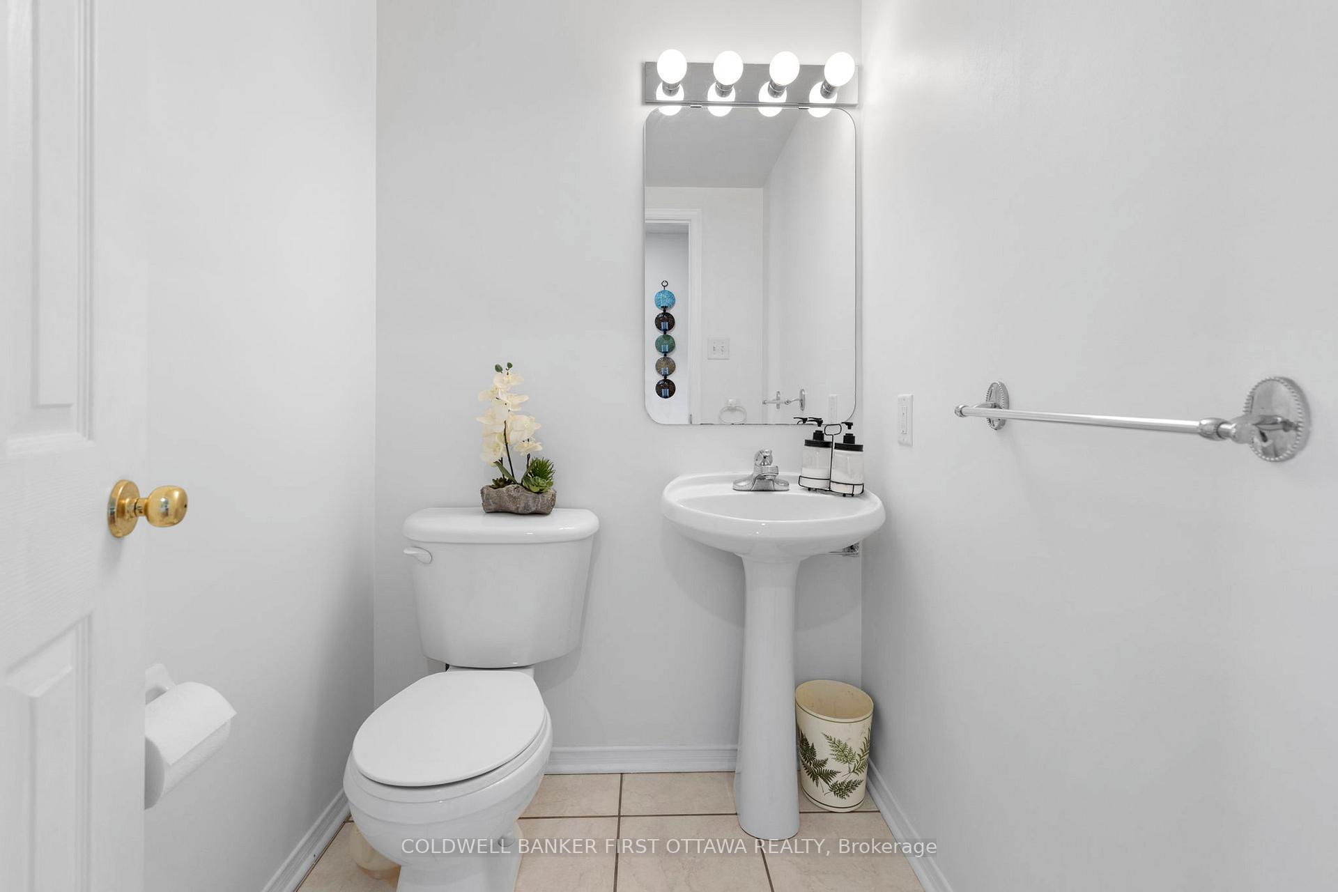 Photo 12 of 152 Flamborough Way, Ottawa, Kanata - Morgan's Grant/South March — HOMEH