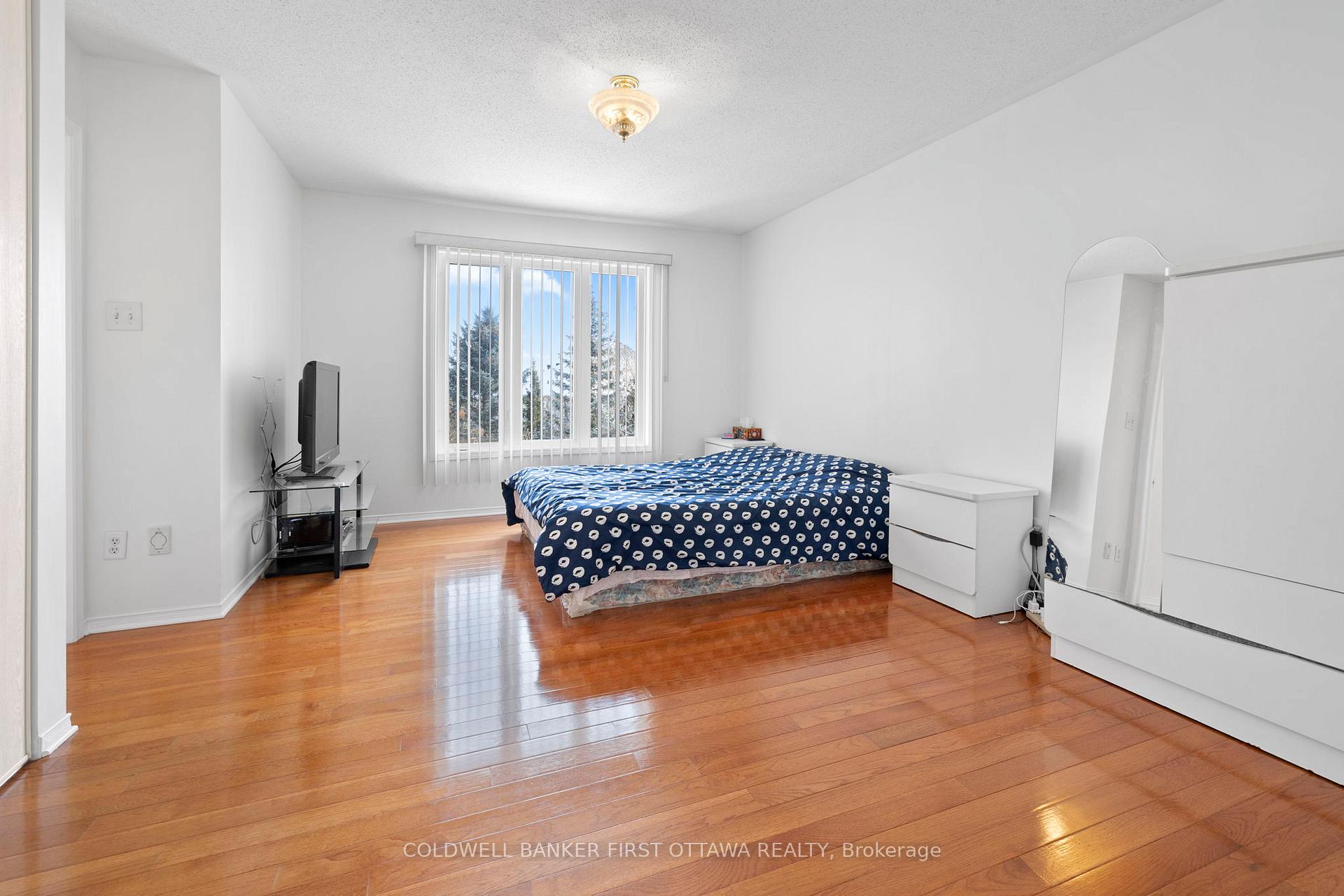Photo 17 of 152 Flamborough Way, Ottawa, Kanata - Morgan's Grant/South March — HOMEH