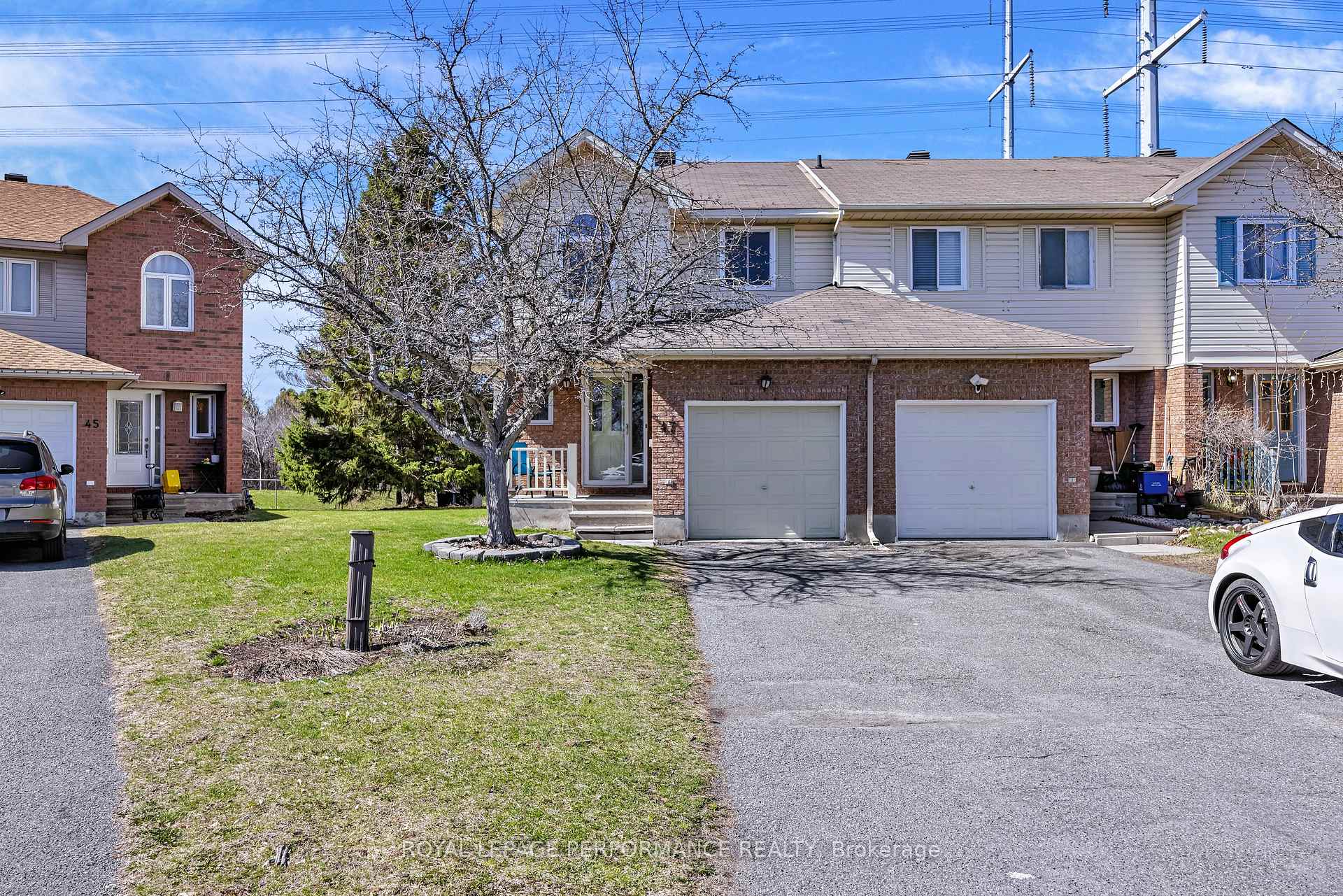 Photo 2 of 47 Birchbank Crescent, Ottawa, Kanata - Bridlewood — HOMEH