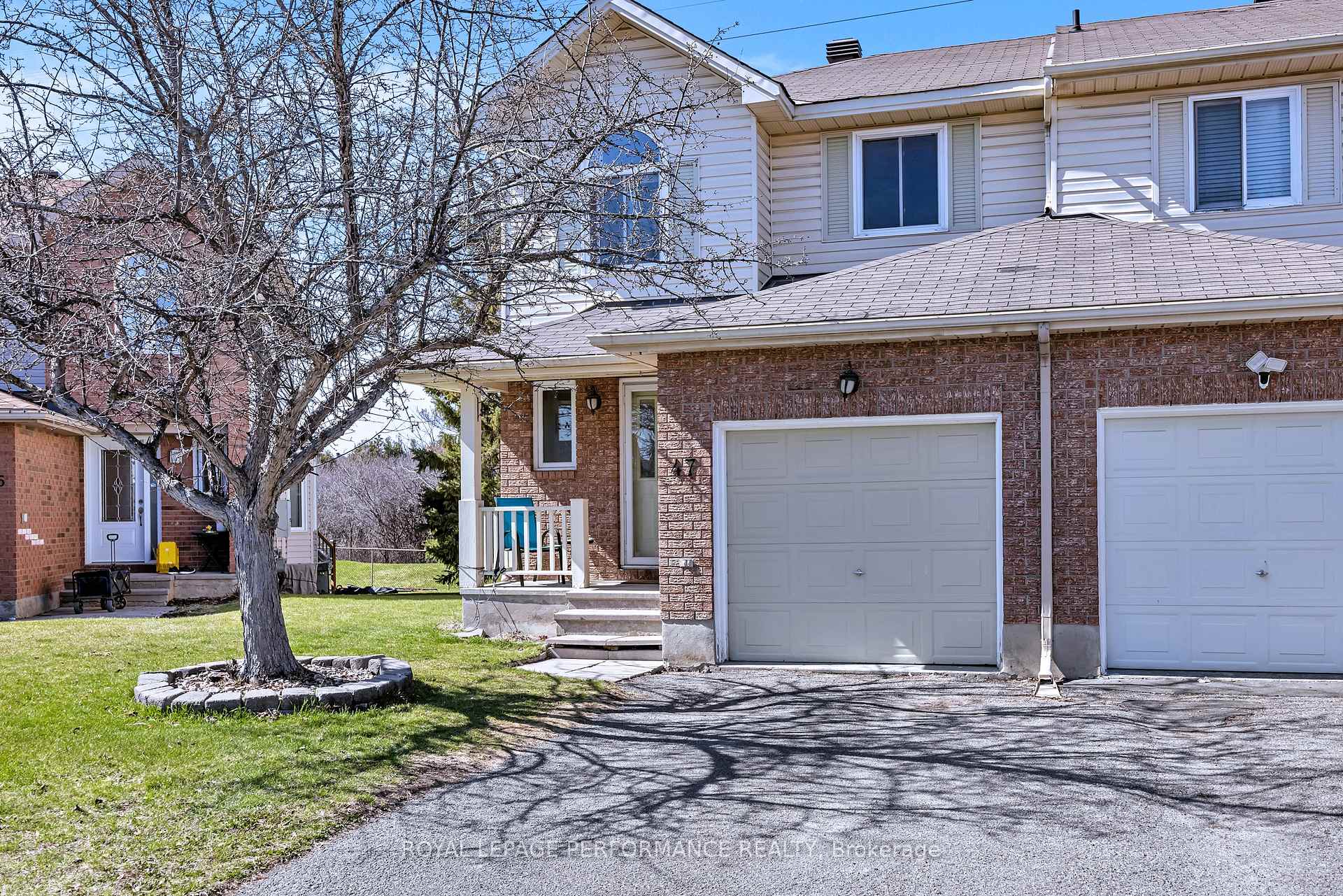 Photo 4 of 47 Birchbank Crescent, Ottawa, Kanata - Bridlewood — HOMEH