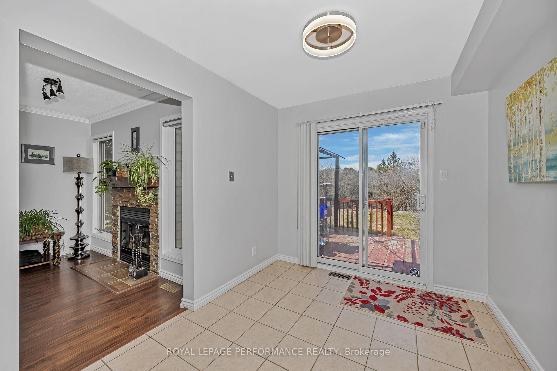 Photo 15 of 47 Birchbank Crescent, Ottawa, Kanata - Bridlewood — HOMEH