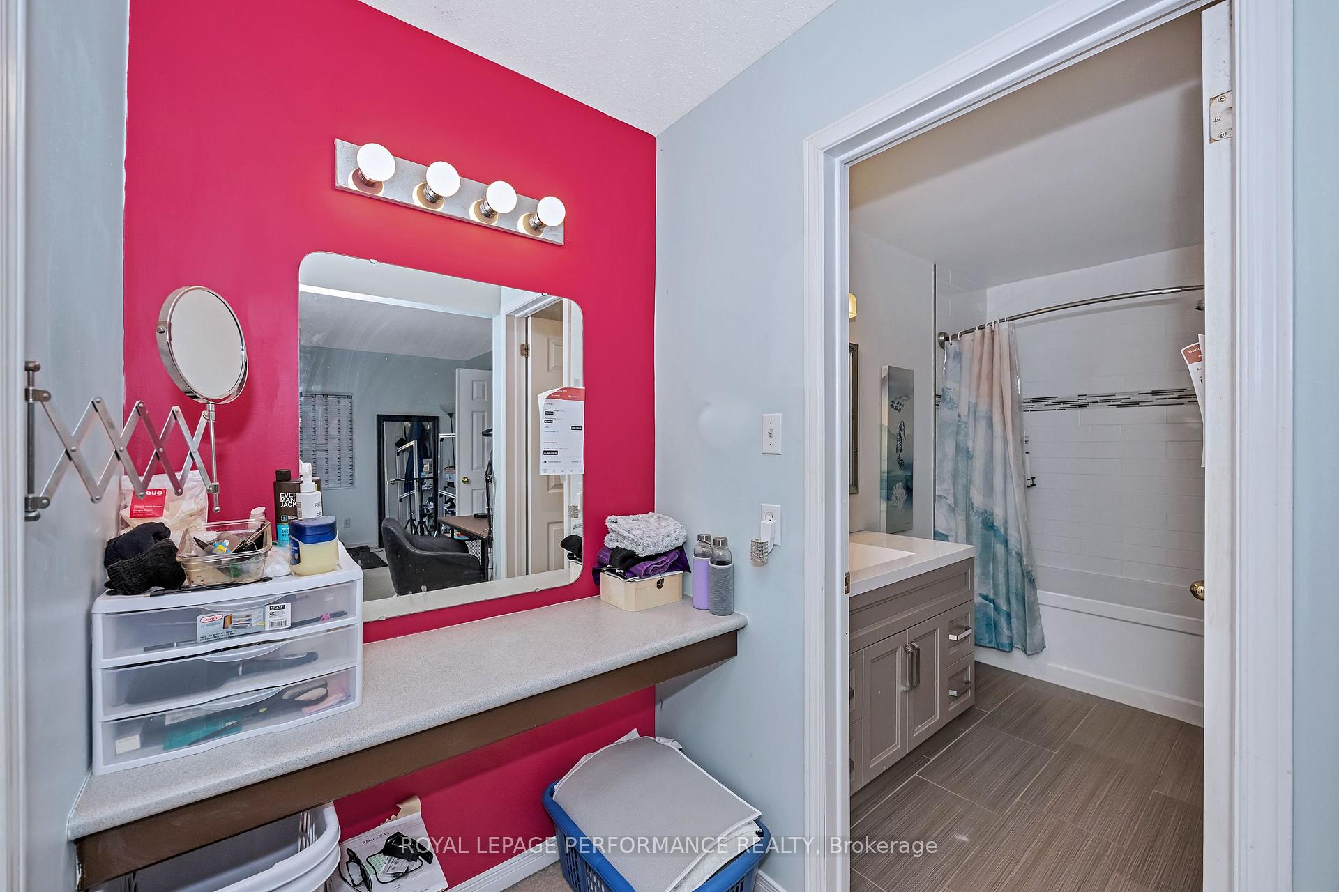 Photo 22 of 47 Birchbank Crescent, Ottawa, Kanata - Bridlewood — HOMEH