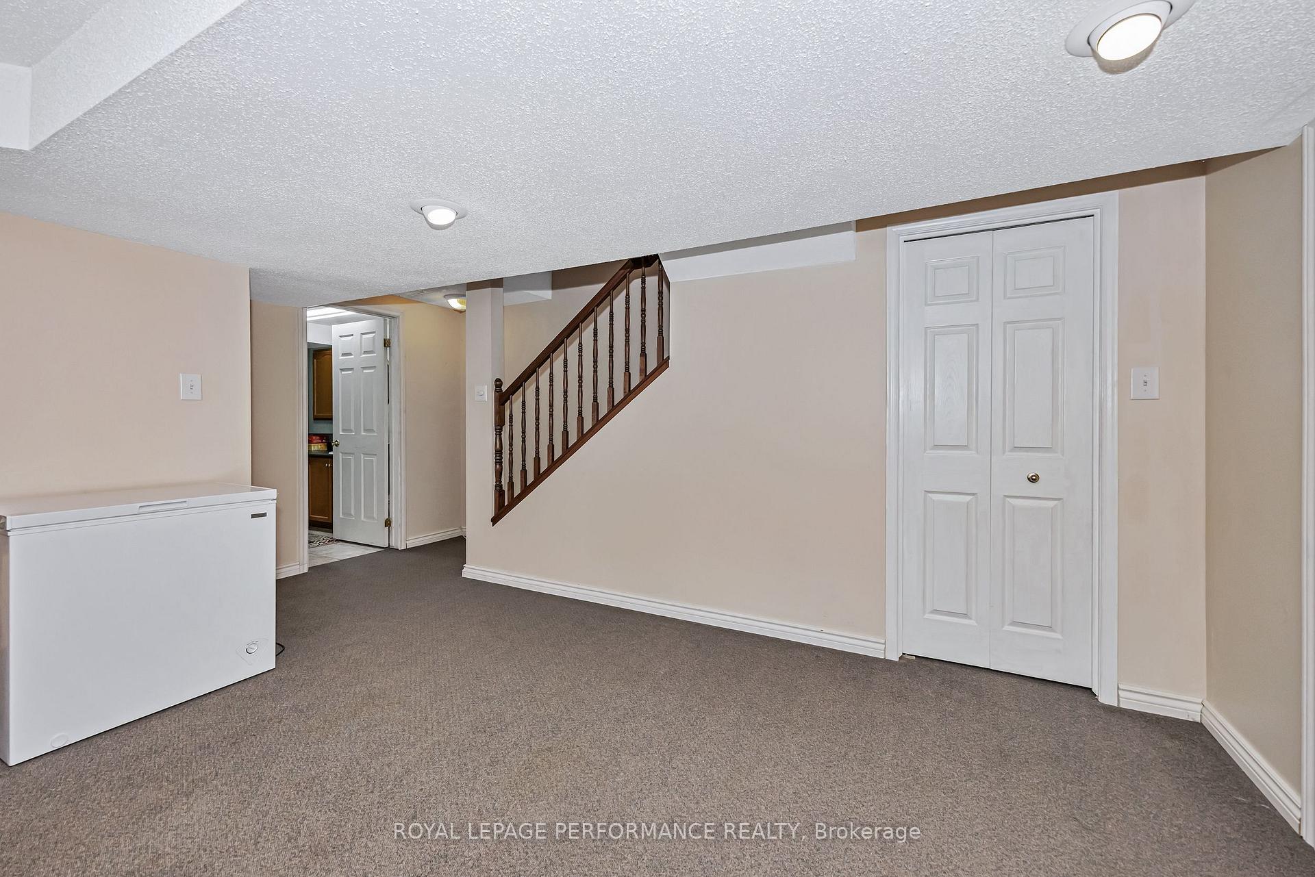 Photo 28 of 47 Birchbank Crescent, Ottawa, Kanata - Bridlewood — HOMEH