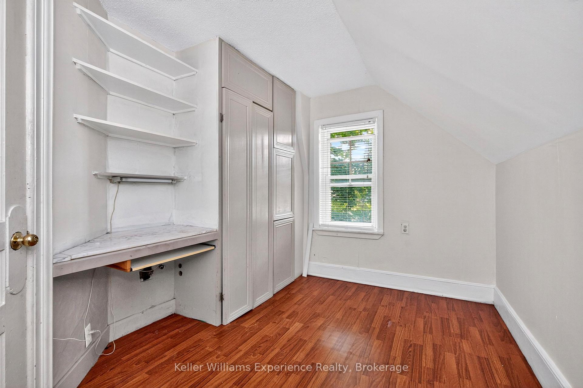 Photo 18 of 361 Third Street, Midland — HOMEH