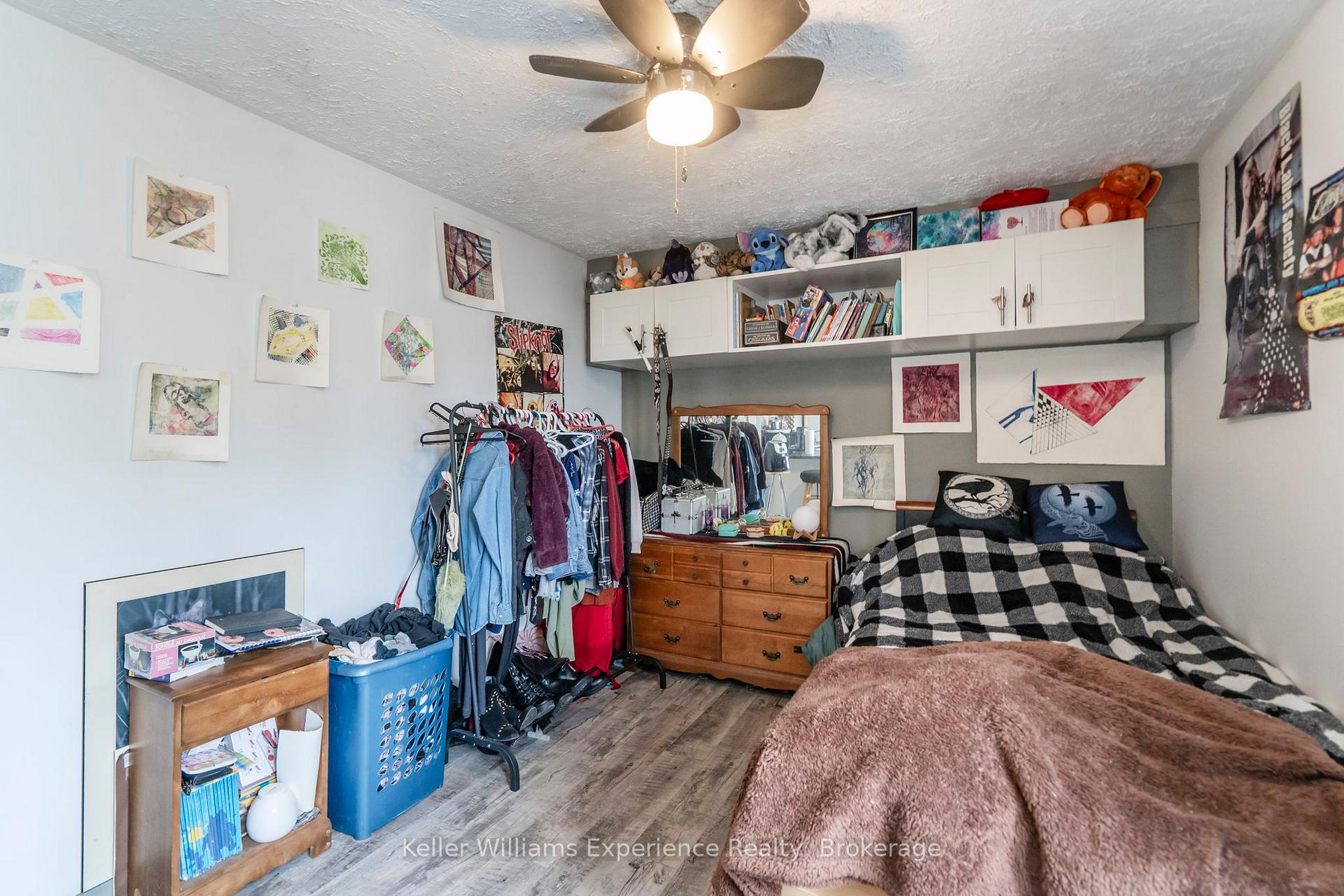Photo 26 of 361 Third Street, Midland — HOMEH