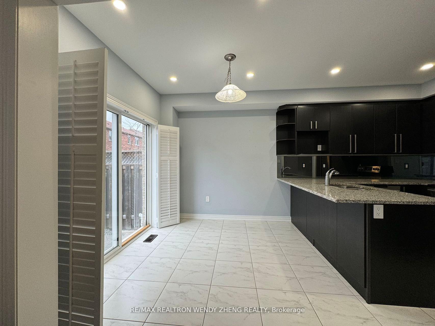 Photo 10 of 8 Stoots Street, Markham, Wismer — HOMEH