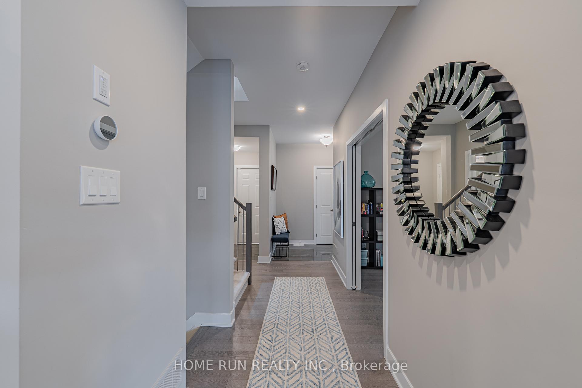 Photo 10 of 44 Thunderbolt Street, Ottawa, Kanata - Emerald Meadows/Trailwest — HOMEH