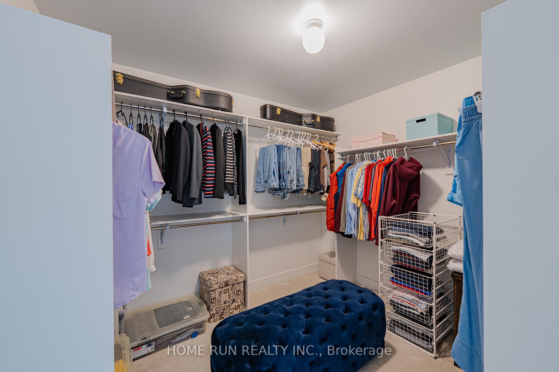 Photo 33 of 44 Thunderbolt Street, Ottawa, Kanata - Emerald Meadows/Trailwest — HOMEH