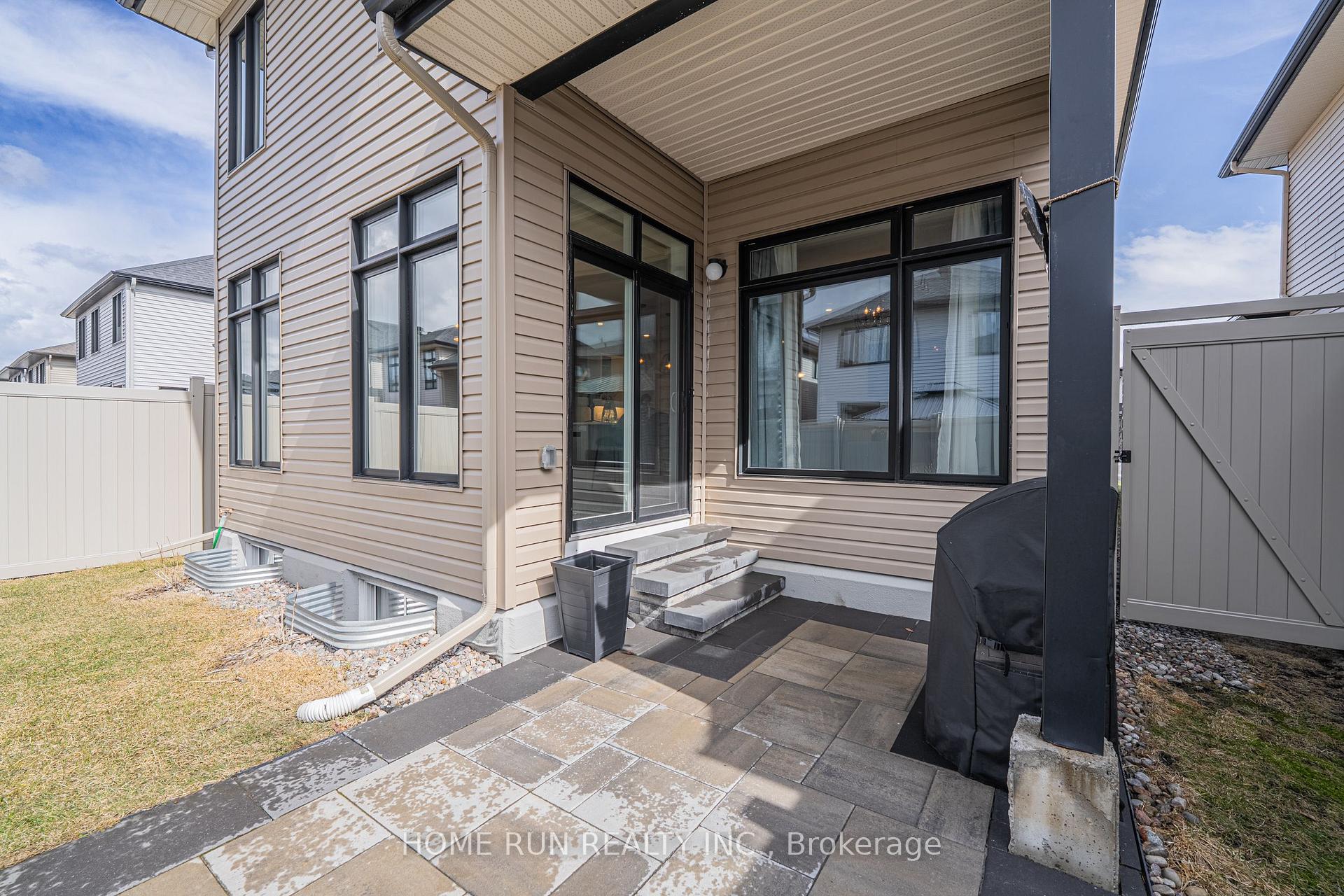Photo 47 of 44 Thunderbolt Street, Ottawa, Kanata - Emerald Meadows/Trailwest — HOMEH