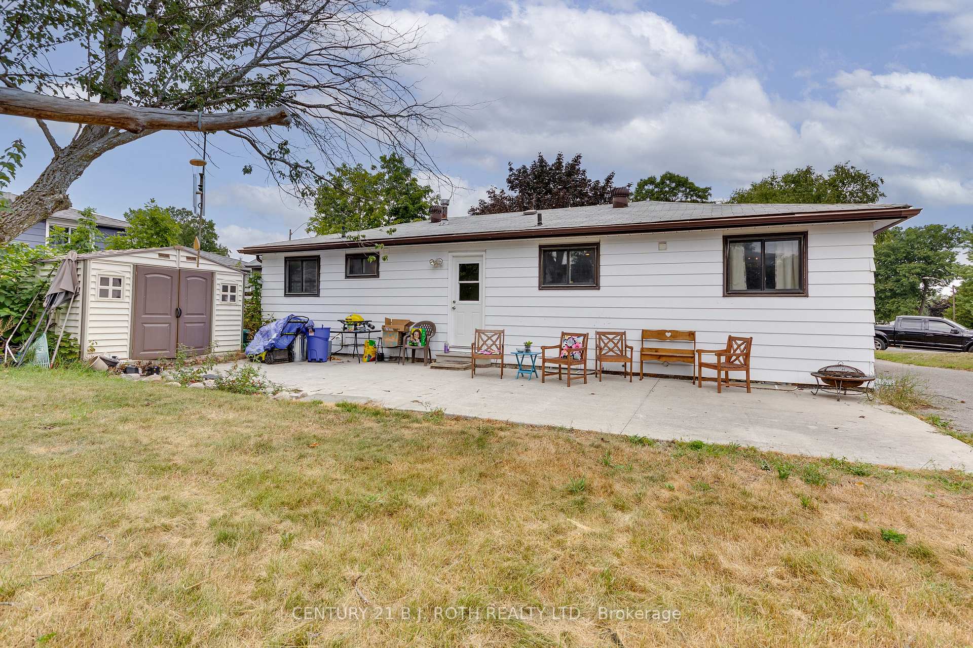 Photo 6 of 997 Glen Bogie Crescent, Midland — HOMEH