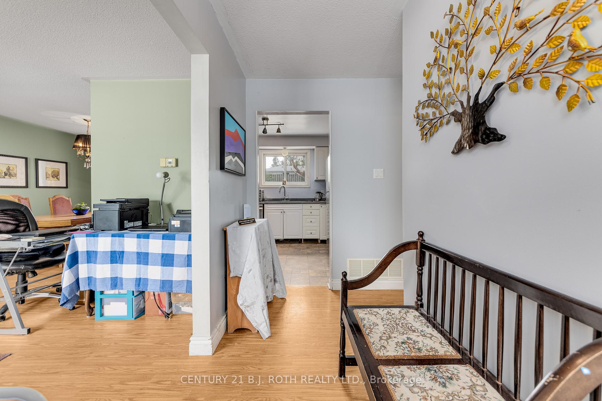 Photo 10 of 997 Glen Bogie Crescent, Midland — HOMEH