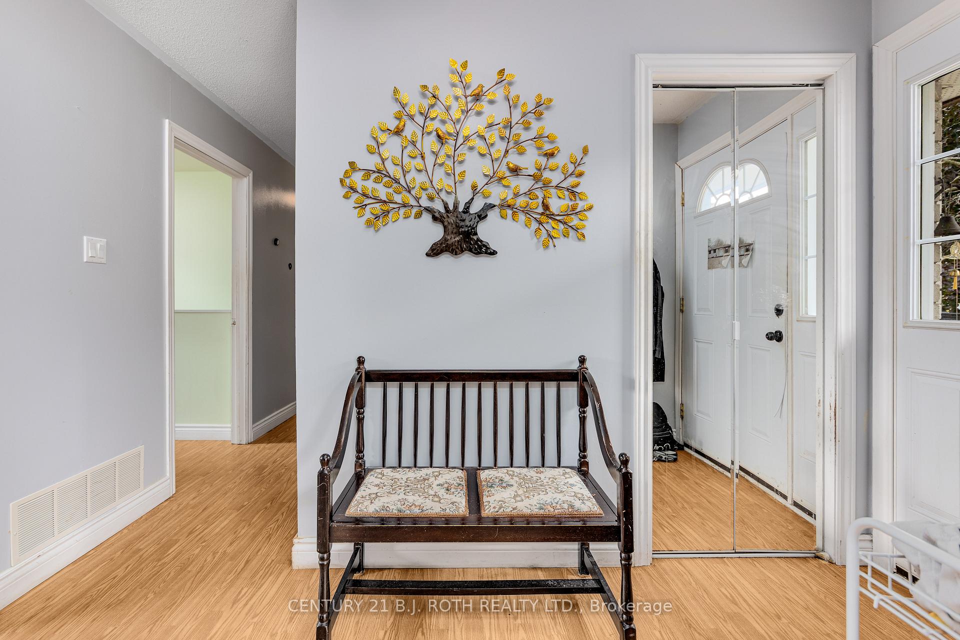 Photo 20 of 997 Glen Bogie Crescent, Midland — HOMEH