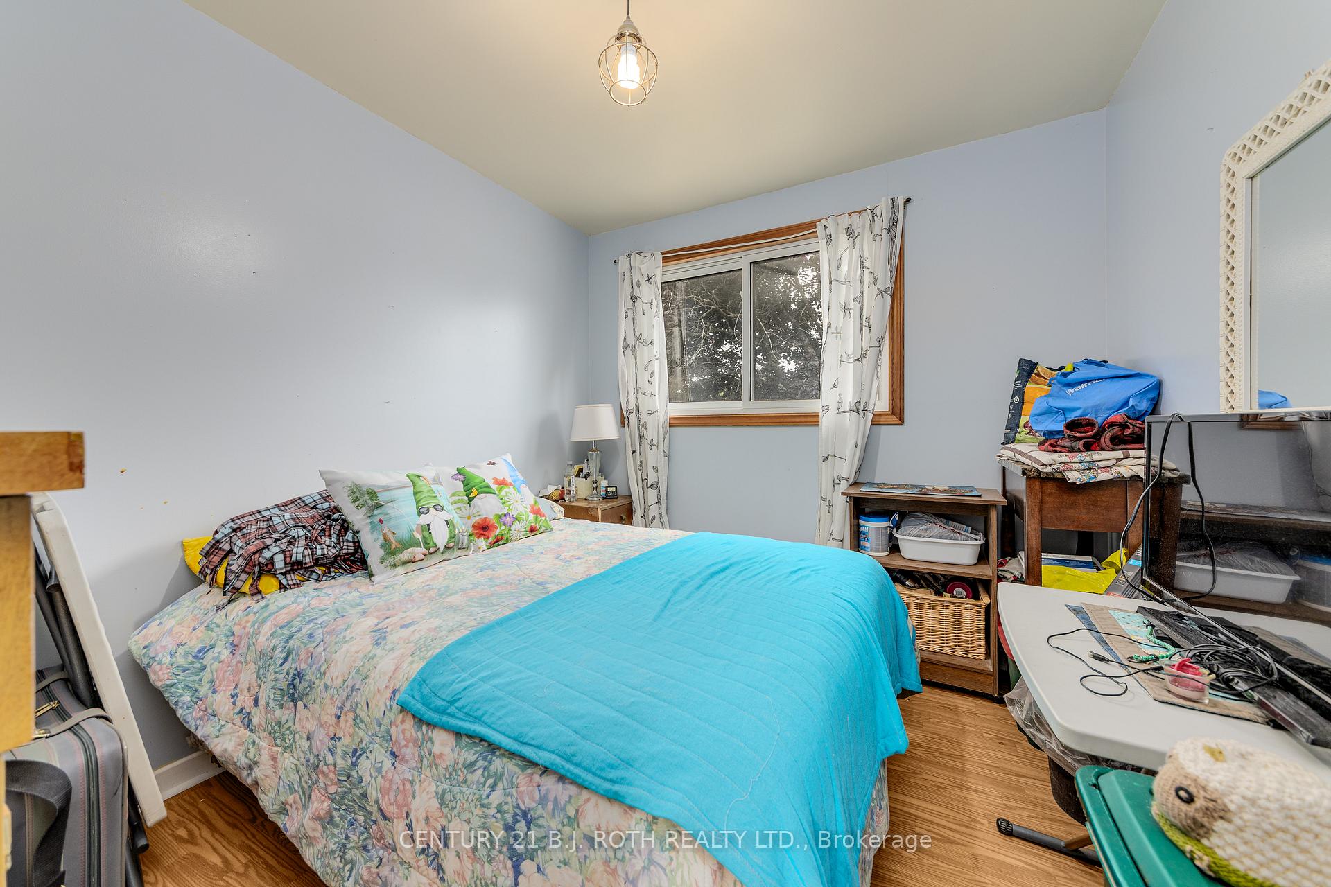 Photo 21 of 997 Glen Bogie Crescent, Midland — HOMEH