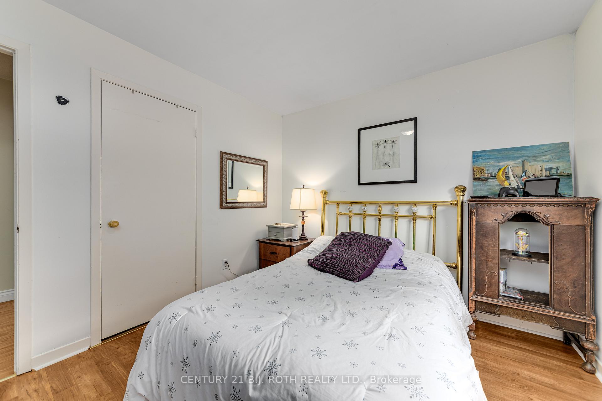 Photo 24 of 997 Glen Bogie Crescent, Midland — HOMEH