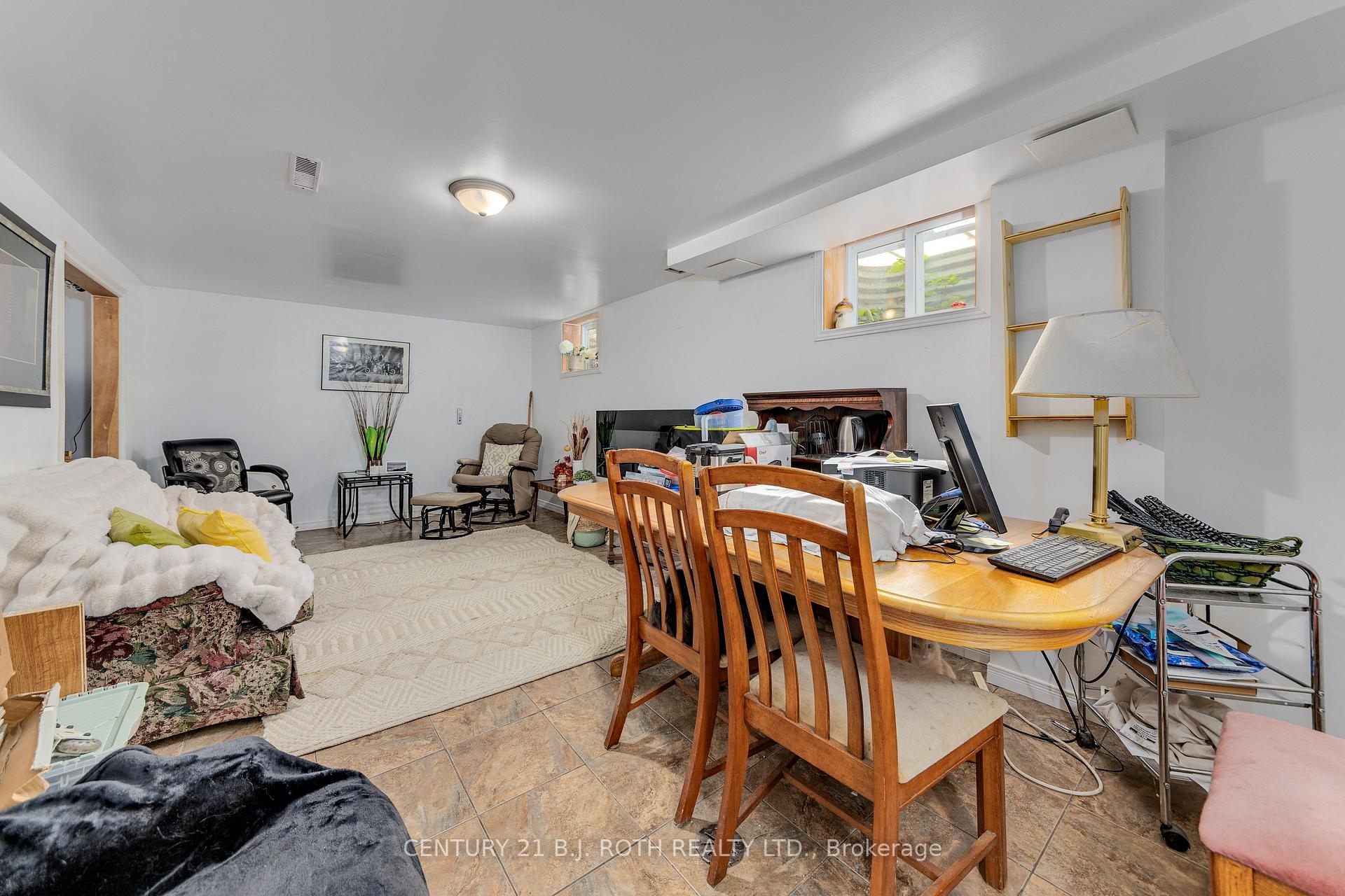 Photo 31 of 997 Glen Bogie Crescent, Midland — HOMEH