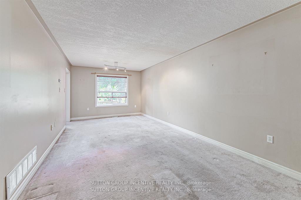 Photo 15 of 2318 Warrington Way, Innisfil, Alcona — HOMEH