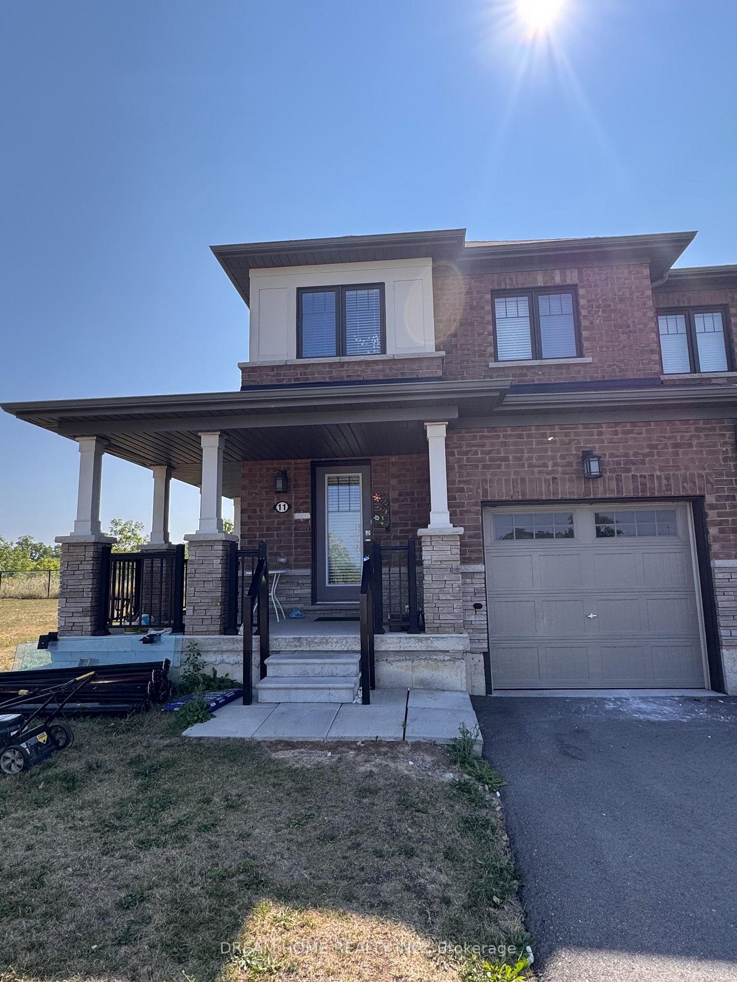 Front of 11 Allcroft Court