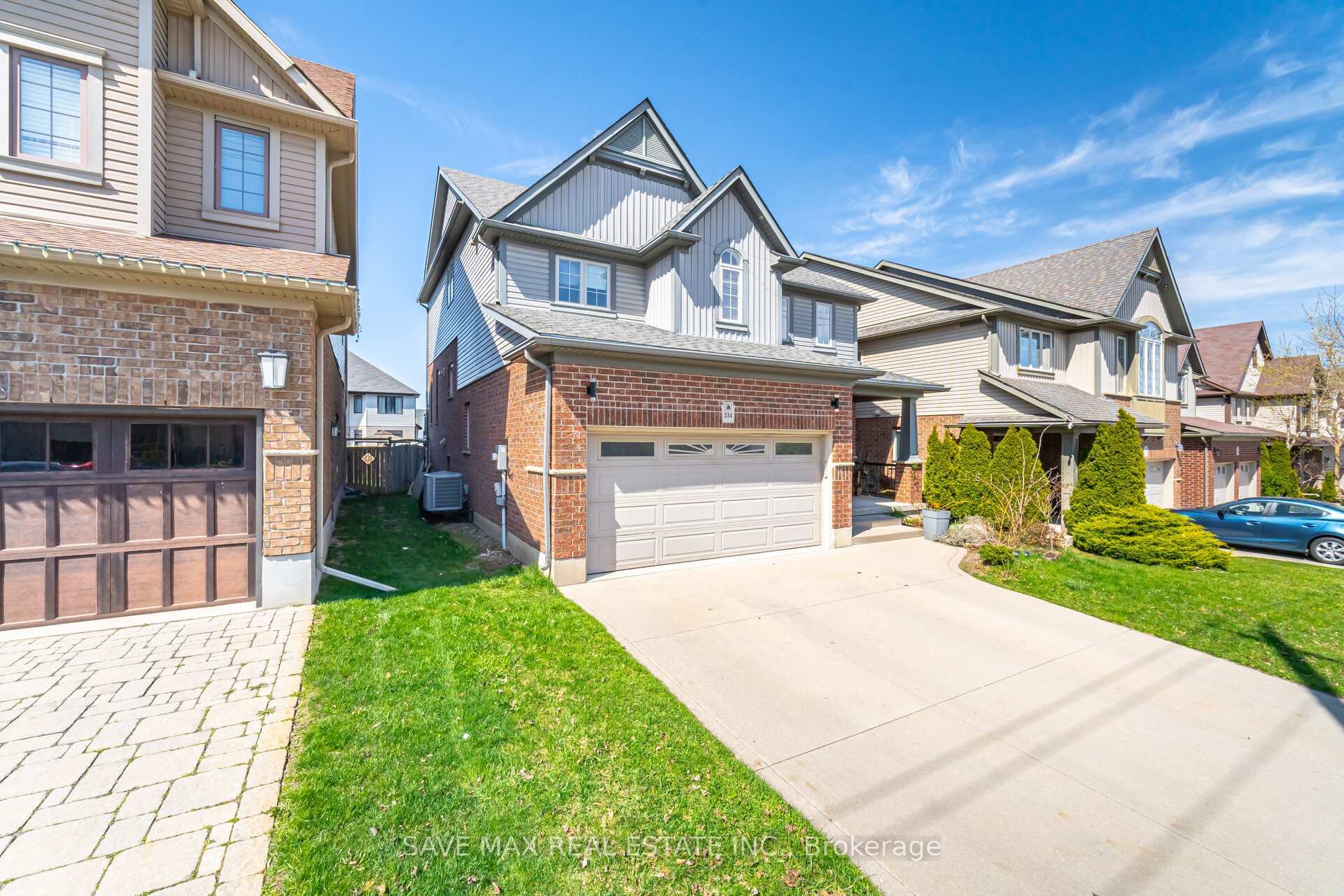 Photo 3 of 334 Zeller Drive, Kitchener, Grand River South — HOMEH