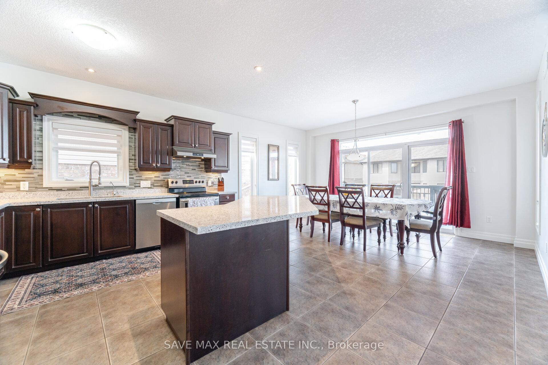 Photo 13 of 334 Zeller Drive, Kitchener, Grand River South — HOMEH