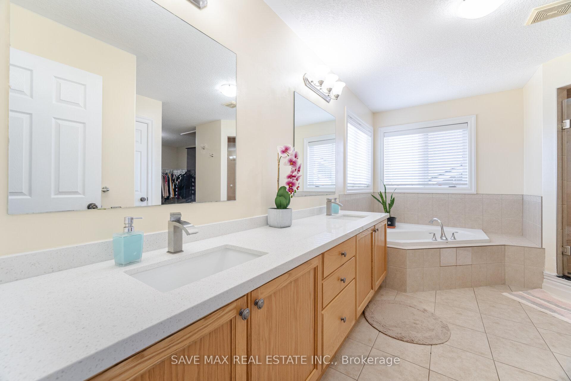 Photo 28 of 334 Zeller Drive, Kitchener, Grand River South — HOMEH