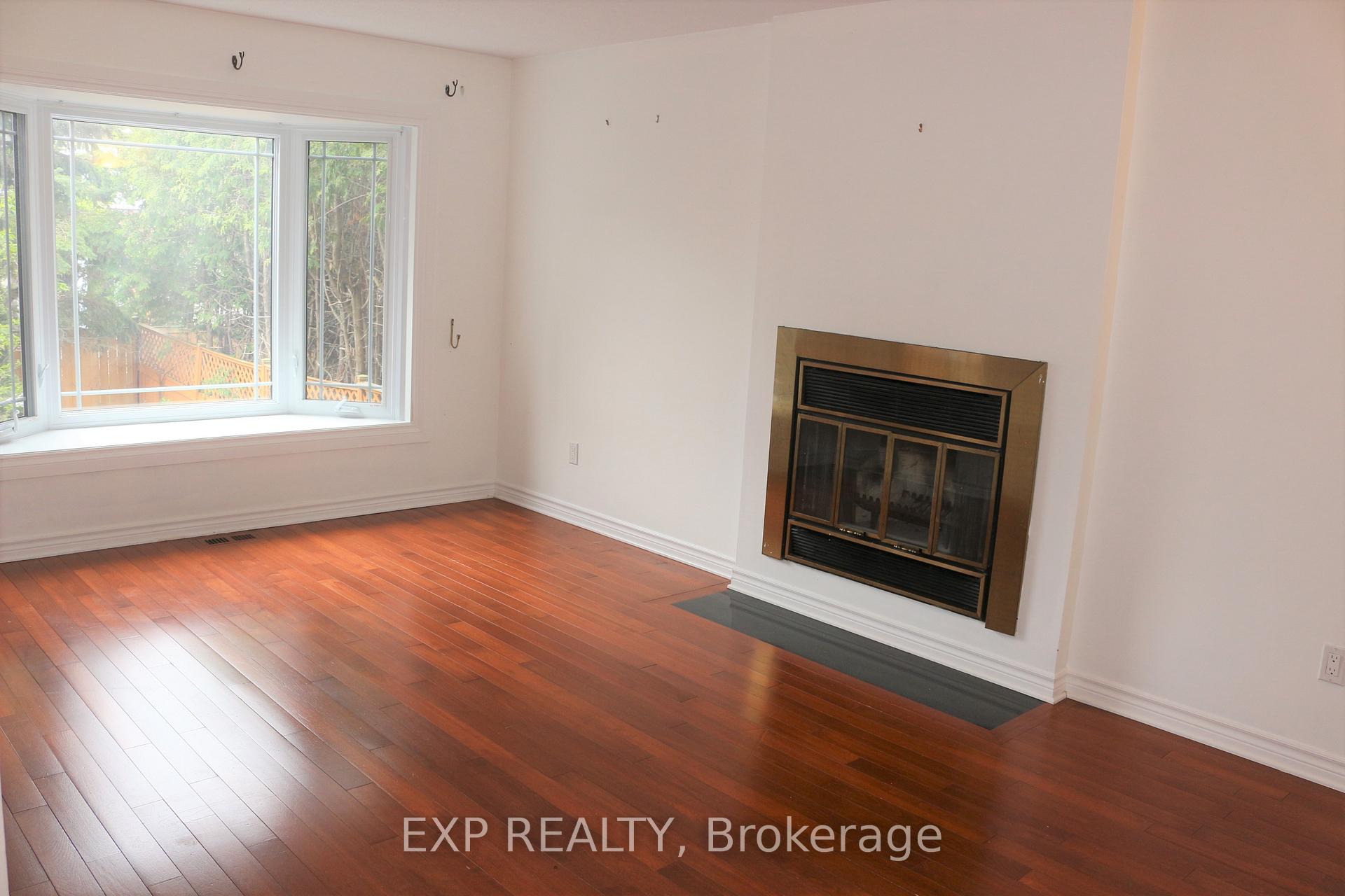 Photo 8 of 159 Palomino Drive, Ottawa, Kanata - Bridlewood — HOMEH